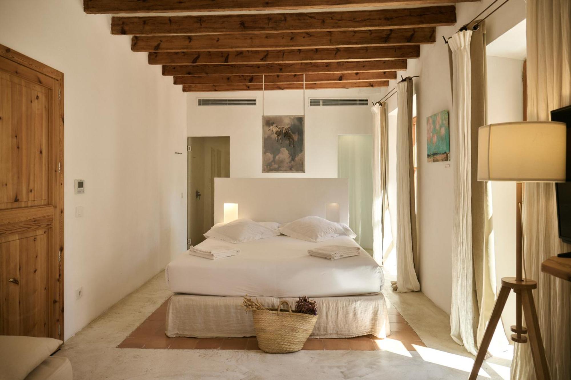 Forn Nou Hotel 4*