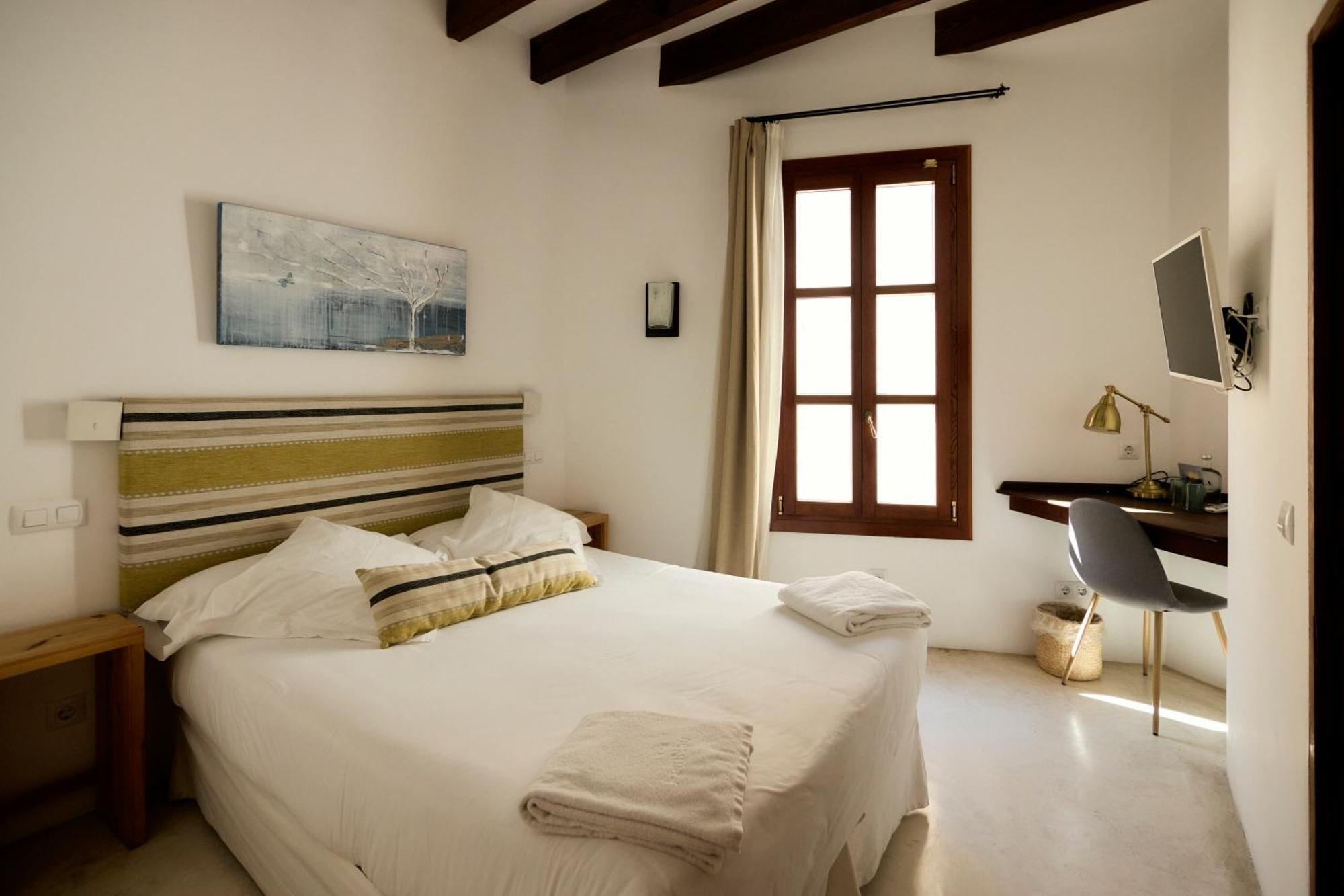 Forn Nou Hotel